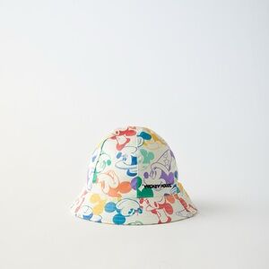 Zara Mickey Mouse Disney Waterproof Bucket Hat